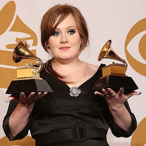 13 位歐美大明星的葛萊美紅毯進化大對比　小賈斯汀短短 6 年來變化最大？