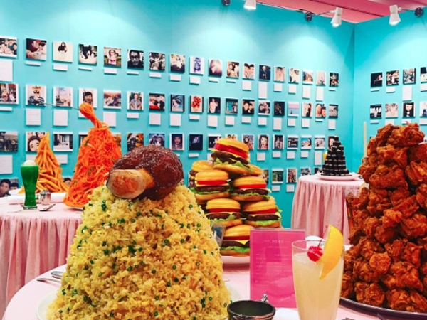 一場瘋狂與時尚的展覽！「 渡邊直美展 Naomi's Party 」今年再度於巡迴展出