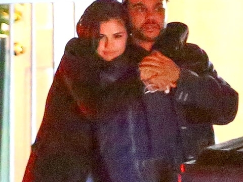 Selena Gomez、The Weeknd 遊艇熱吻「放閃」,Justin Bieber 寂寞難耐:現在我連情人都沒有了⋯⋯