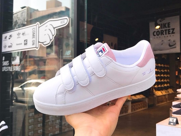 粉紅控必買！Fila 推出宛如草莓牛奶般甜蜜的夢幻鞋款！