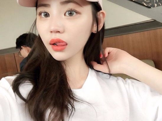 韓國品牌首賣 10 色「最貼近台灣人唇彩」！網友：黃色竟然意外的美...