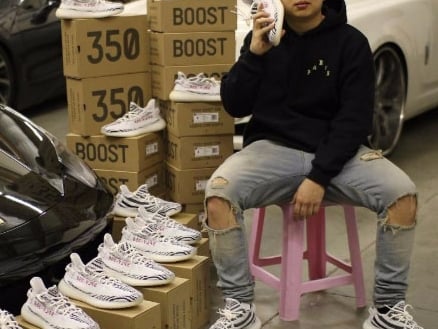 他又再度搶先入手 YEEZY BOOST 350 V2「Zebra」 　IG 高調炫鞋 