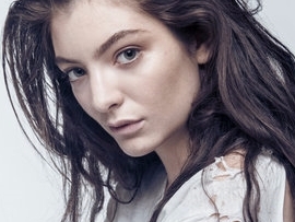 睽違４年女皇回歸，「Lorde」新曲〈Green Light〉千呼萬喚始出來！