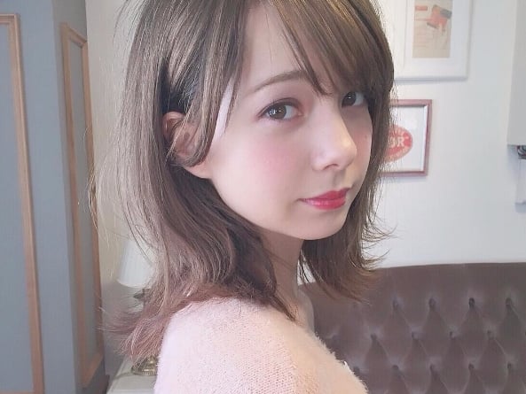 〔花糜系〕白裡透紅 3 步驟「透感桃花妝」你也可以！ 男友：難怪最近女友嫩嫩的...