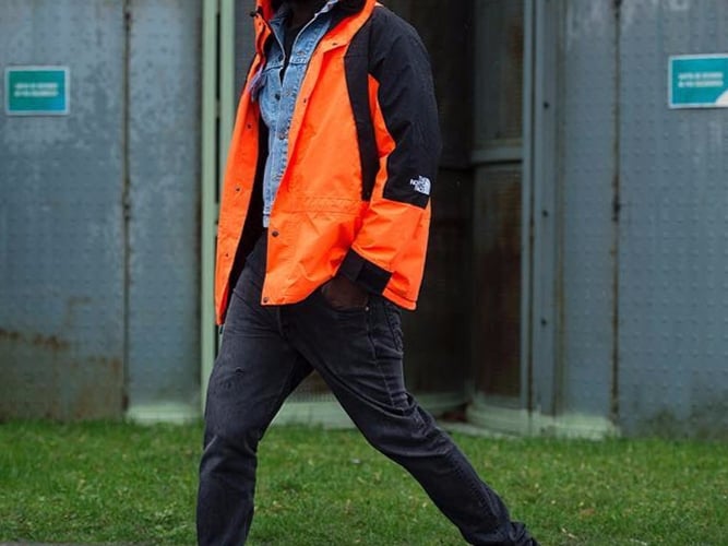 Off-White 主理人地表最強！腳上那雙聯名款「嚇瘋」其他型人