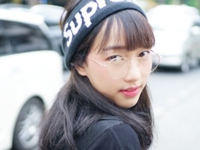 2021 女生必學 2 招「髮帶造型」技巧，就算手殘女也能輕鬆學會！