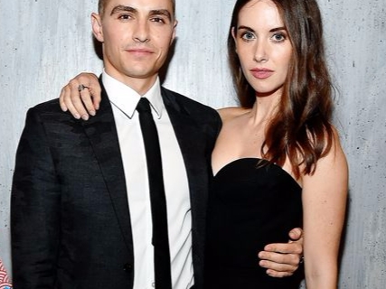 又一個養眼鮮肉死會了!Dave Franco 跟《單身啪啪啪》愛莉森布里秘密結婚了