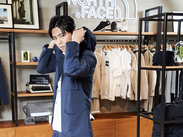 帥到嫑嫑的！「The North Face」 顛覆印象大玩潮流　UE 系列台灣終於買得到！