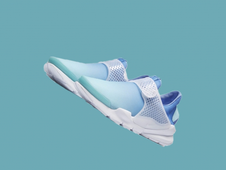 NIKE 這樣太「漸」了吧，初春 Sock Dart 新款竟直接把漸層果汁撒在鞋上？！