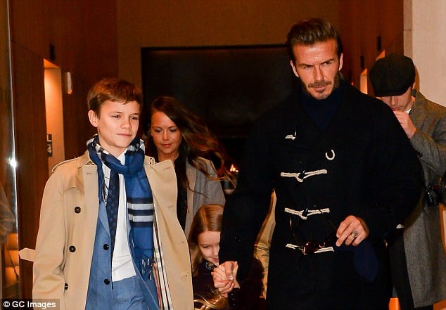 最會賺的 14 歲!羅密歐貝克漢收下「這個」驚人酬勞 加盟 Burberry 最新代言廣告!