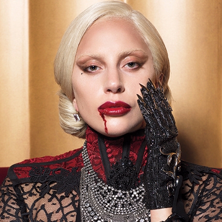 Lady Gaga 真的沒有要演！第三季《American Crime Story》中飾演 Donatella Versace 的是她！