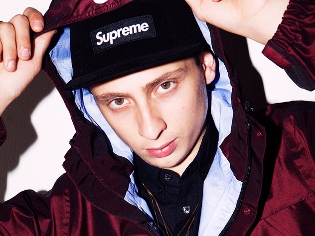 〔板系時尚〕征服 Supreme 和 PALACE 的 20 歲少年！他的才華多到竟能身兼 3 職