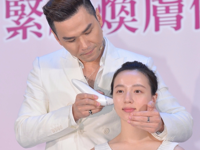 飛利浦逆齡創新科技 「VisaCare Prestige嫩白緊緻煥膚儀」再掀話題！