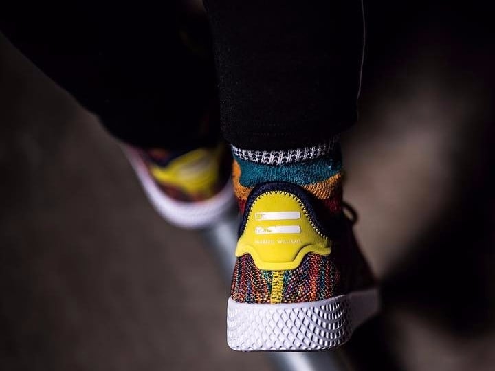 adidas Originals x Pharrell Human Race 最新鞋款釋出　超搶眼不注意也難！