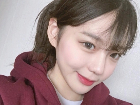【 WTF 該買嗎？】韓國銷售前 3 名「白菜價氣墊粉霜」！網友：太猛了，下水妝還活著...