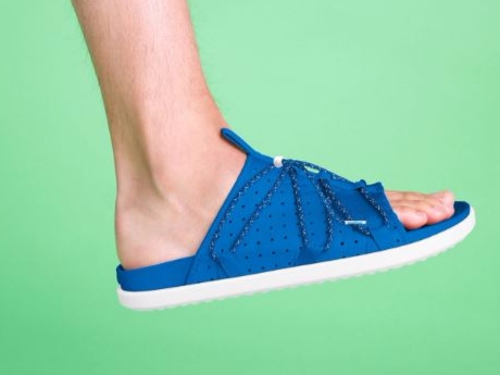 下一個潮流ICON就是你!!  2017 native shoes：Palmer朝聖拖