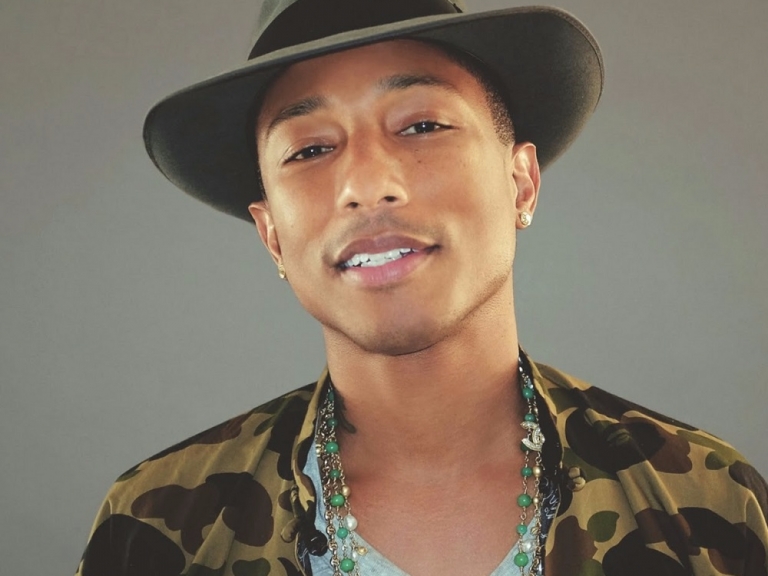 一代唱作 Rapper 兼時尚達人是這樣練成的！Pharrell Williams 計劃製作由個人童年故事改編的電影！