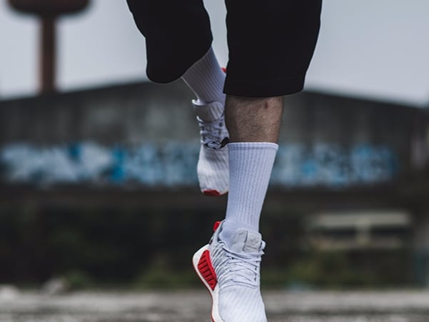 adidas Originals XBYO 擊破潮流框架,引領街頭極致簡約趨勢 BOi !陳信維 x 王翔永秀出黑白灰經典色的最高層次搭法