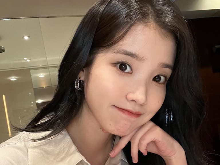 純天然零整形韓星:Jennie、IU 李知恩、金智媛⋯ 各個都是天生麗質!