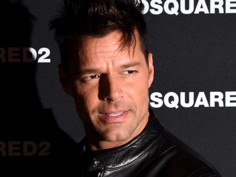 不但唱得還可以演戲!Ricky Martin 將參演《美國犯罪故事》飾演主角同志男友!