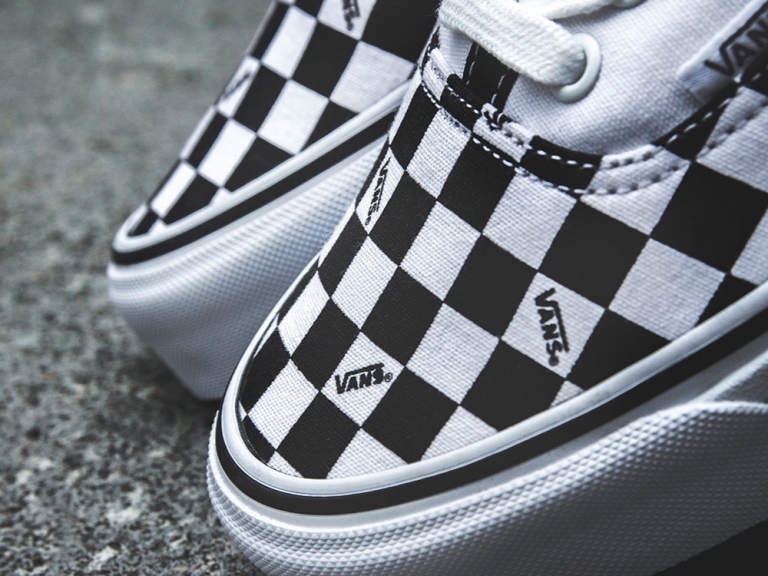 齊心向 80 年代 BMX 文化致意！VANS X NBHD 攜手推出 Vault 系列