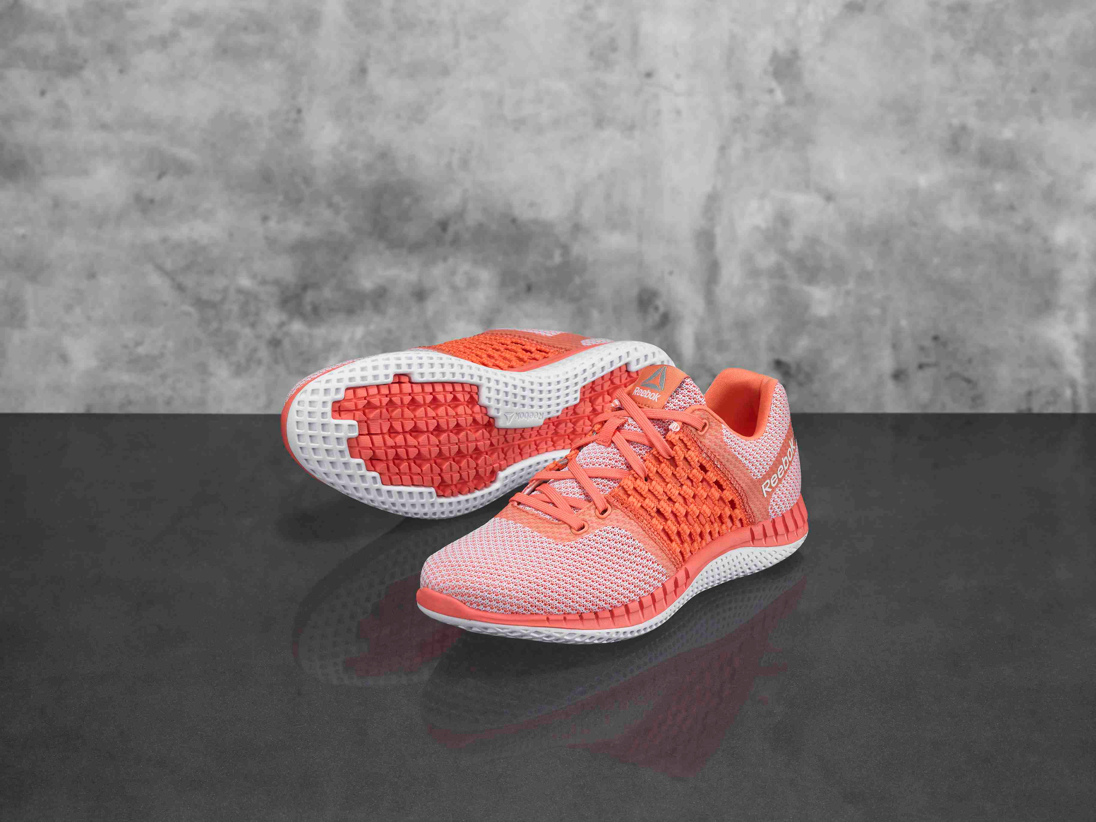 Reebok PRINT RUN ULTRAKNIT創造城市跑鞋新時代 機能科技 X 極簡時尚
