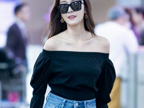 到哪都是底片殺手!盤點「Jessica 機場穿搭」4 項必備單品 讓你離女神更近一步!