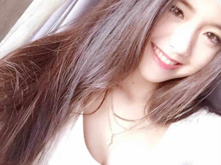 「小鍾麗緹」張凱玲超狂身材被封為極品女神！前凸後翹超吸睛！【野生抓正妹】