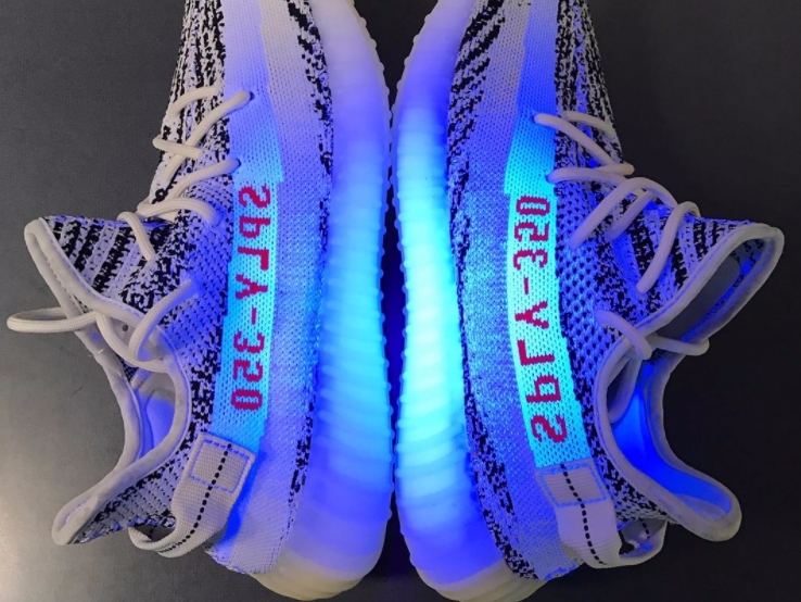 是斑馬還是驢子？！ 天價 YEEZY Zebra 「防偽」 7 步驟趕緊學起來！ 