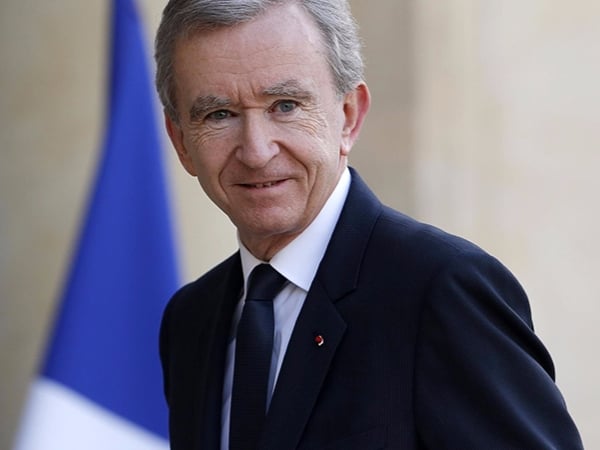 LVMH 最大收購案要將Dior 時裝部門納入旗下,但你或許不知道它們的關係有多複雜