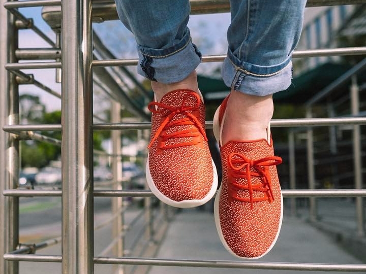 SKECHERS YOU系列輕盈上市 精心為女孩們打造休閒時尚多樣的妳