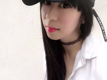 太羨慕啦！天天曬美照、穿新球鞋，「潮流選貨買手」是她的職業