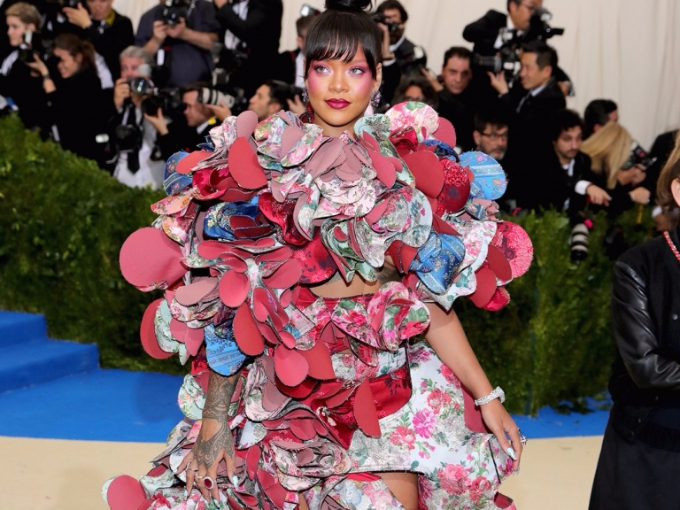 Met Gala 紅毯資優生 Top 5!凱蒂佩芮大戰蕾哈娜你給誰第一?