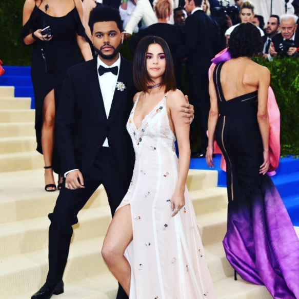 賽琳娜媽媽公開讚美女兒新男友　威肯搶先獲得岳母認證！