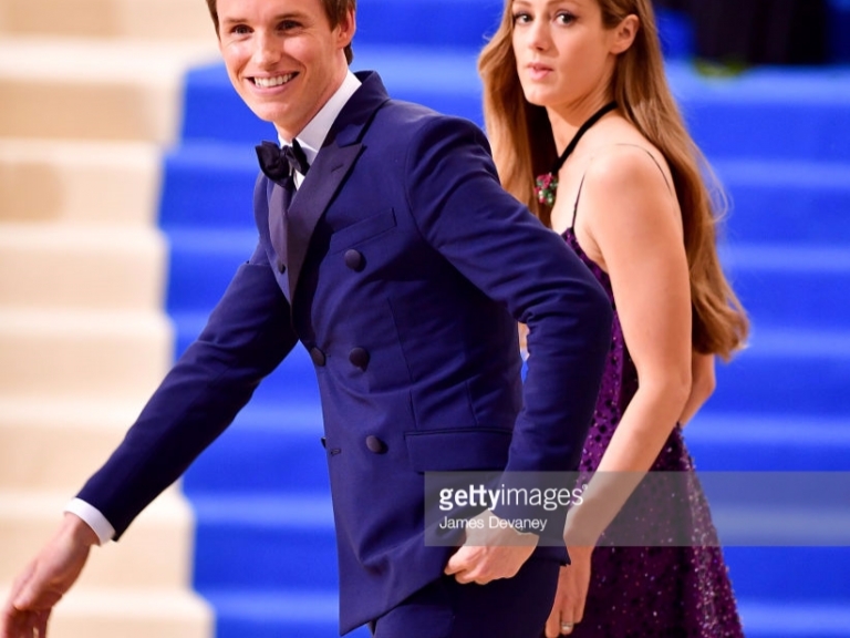 影帝也要吃「閉門羹」! Eddie Redmayne 和太太參加 Met Gala Afterparty 竟然被拒?!