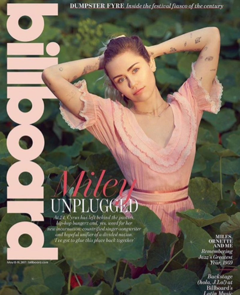 24 岁的美国女歌手麦莉希拉(miley cyrus)的上一张专辑《麦莉希拉和她