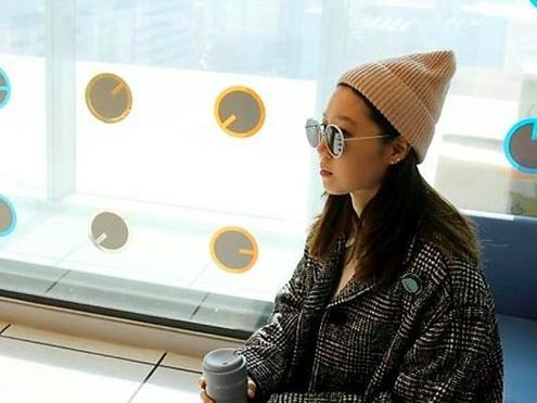 無人能擋的時尚氣場：孔曉振力撐的這個韓國太陽眼鏡品牌，今個夏天務必入手！