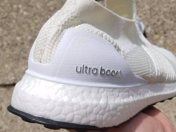 adidas UltraBOOST Laceless 無鞋帶版本初登場 諜照曝光!