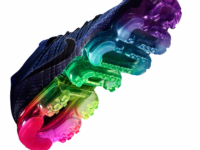 Nike Air VaporMax 也加上彩虹　「Be True」鞋款同性與跨性別族群！