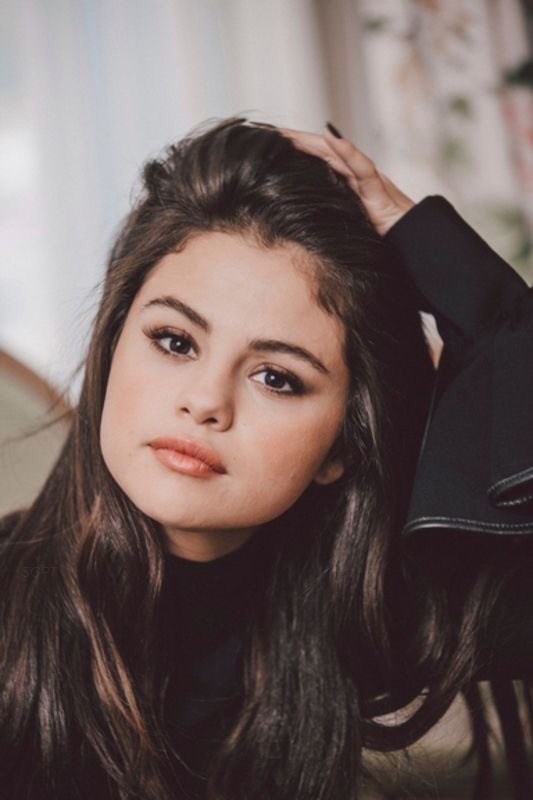 甜到不行!賽琳娜暢談與威肯陷入熱戀 「我付出了所有的愛和靈魂」!