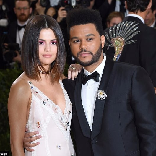 甜到不行！賽琳娜暢談與威肯陷入熱戀　「我付出了所有的愛和靈魂」！