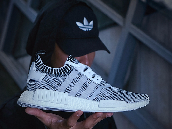 #Oreo #Kanye 色 NMD_R1 PK雪花編織款正式開賣 讓你戒不掉被羨慕的癮！