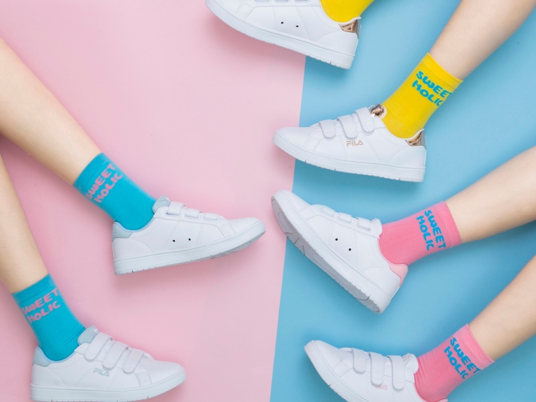 千呼萬喚粉彩震撼彈   FILA COURT DELUXE 復古款華麗登場 今夏流行新指標Fun暑假準時開賣