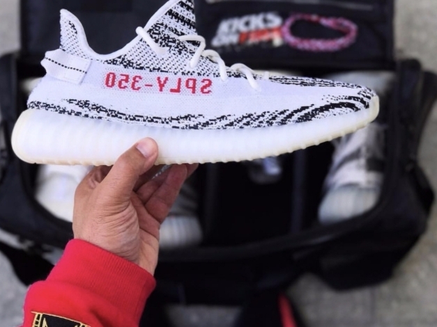 更多證據確認 adidas Originals YEEZY BOOST 350 V2「Zebra」回歸日期