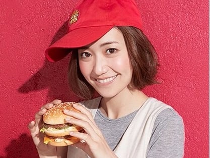 最意想不到的聯乘，由 Beams 和 McDonald’s 合作推出的巨無霸潮物一下子就賣光！
