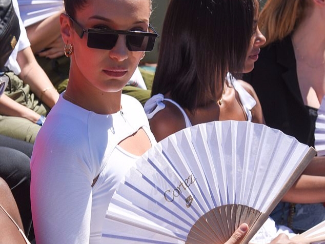 法國公開賽名模 Bella Hadid 這樣穿 直接宣傳 Nike 這雙鞋!