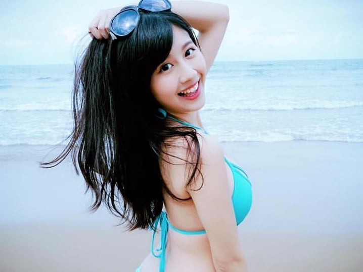 【野生抓正妹❤】被 Po 上表特版超過 10 次！「比基尼正妹」小燕又被搜　網友：這個你不認識我也是跪了