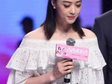 肉肉女生這樣穿　露出鎖骨就是秘招