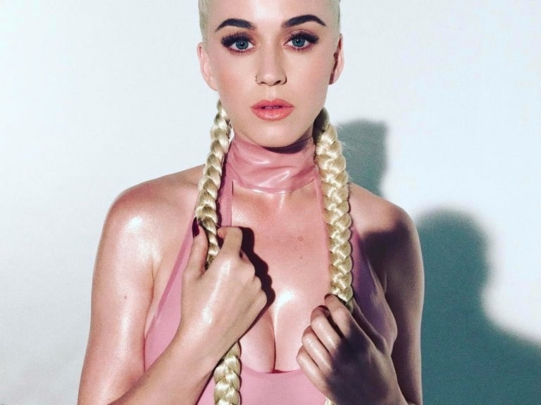 Katy Perry 成為世界上首位追蹤者突破 1 億的 Twitter 用家
