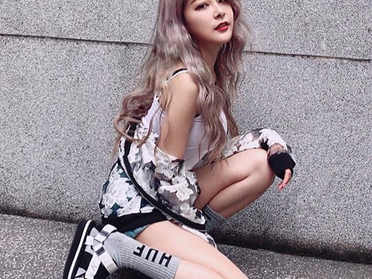 潮人夏天只能穿球鞋？人家 Pro 級的都這樣穿